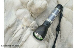 Đèn Sunflair Solar LED Flashlight (1)